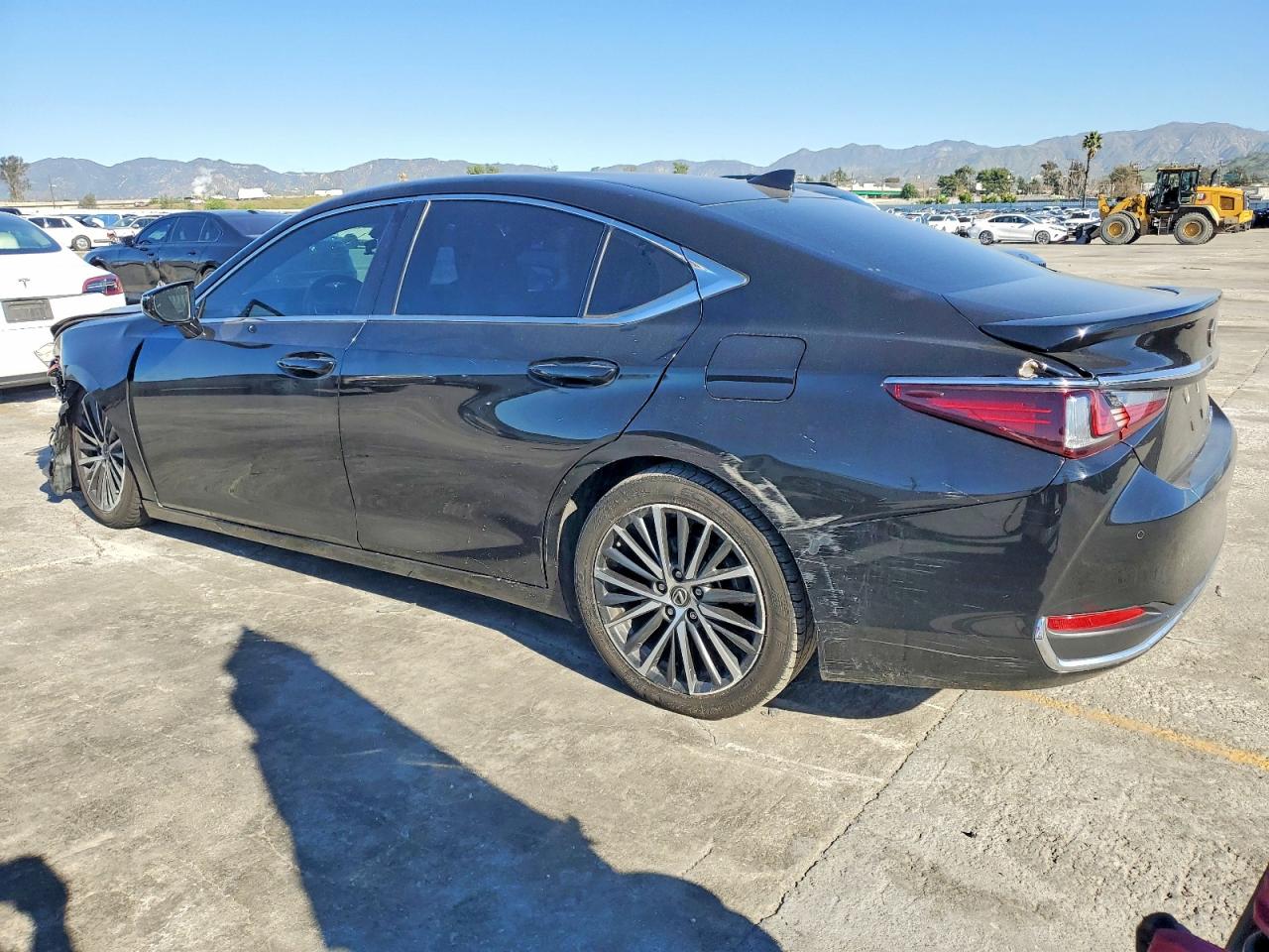 2024 LEXUS ES 300H BASE photo 2