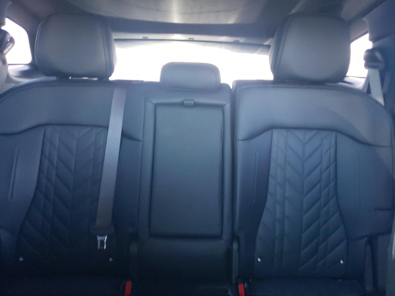 2025 KIA SPORTAGE X-LINE PRESTIGE photo 10
