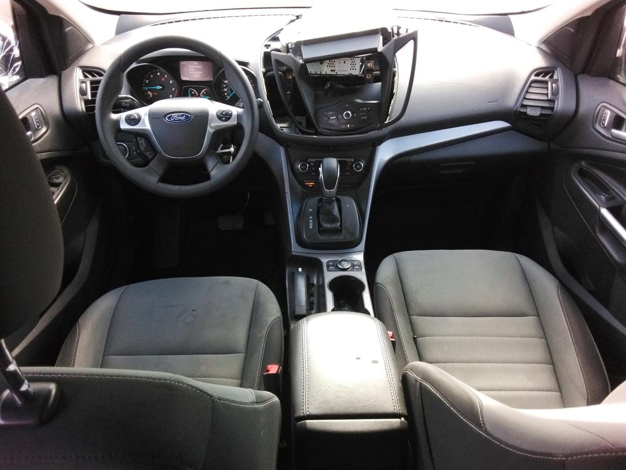 2016 FORD ESCAPE SE photo 8