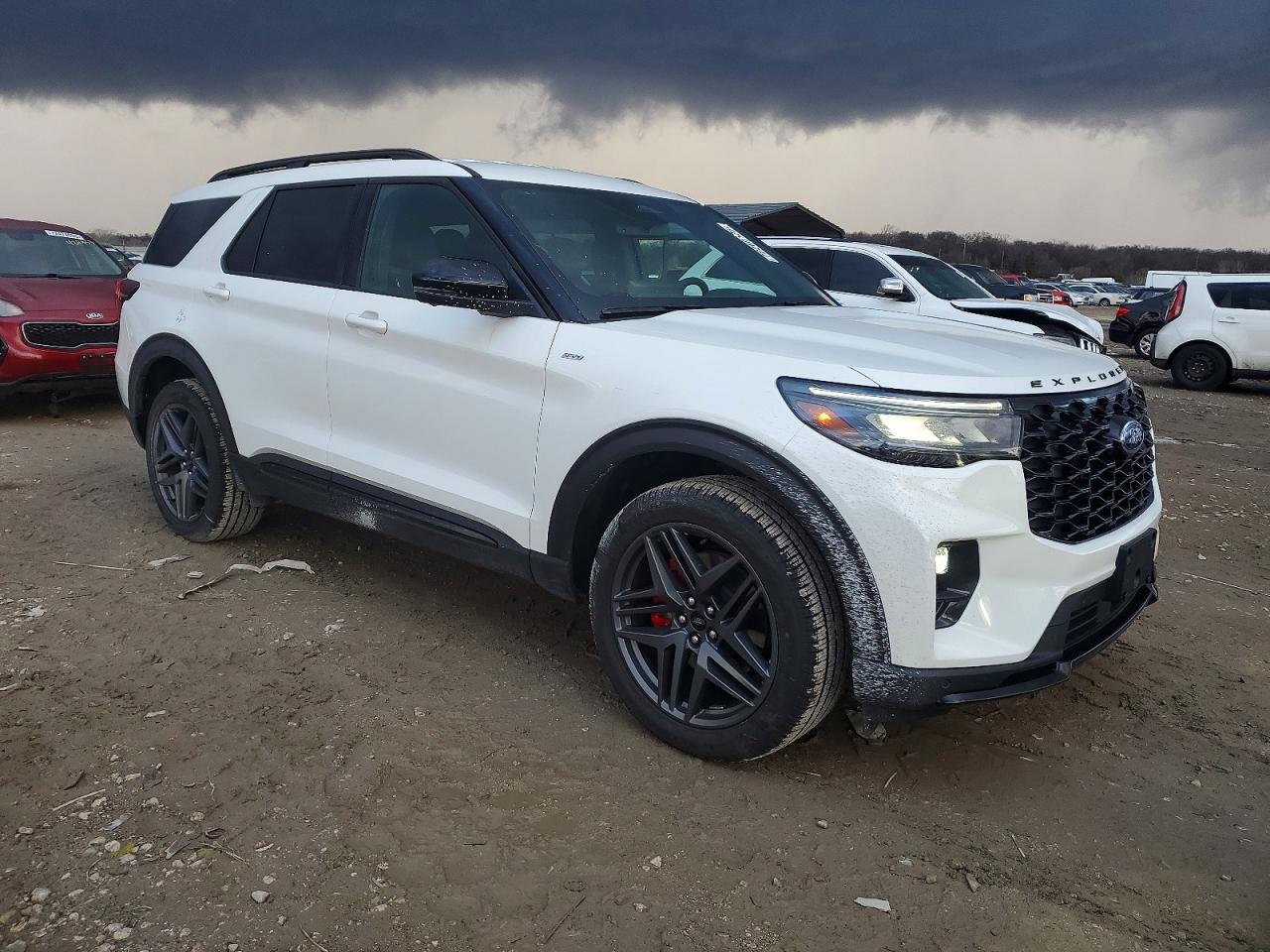 2025 FORD EXPLORER ST-LINE photo 10