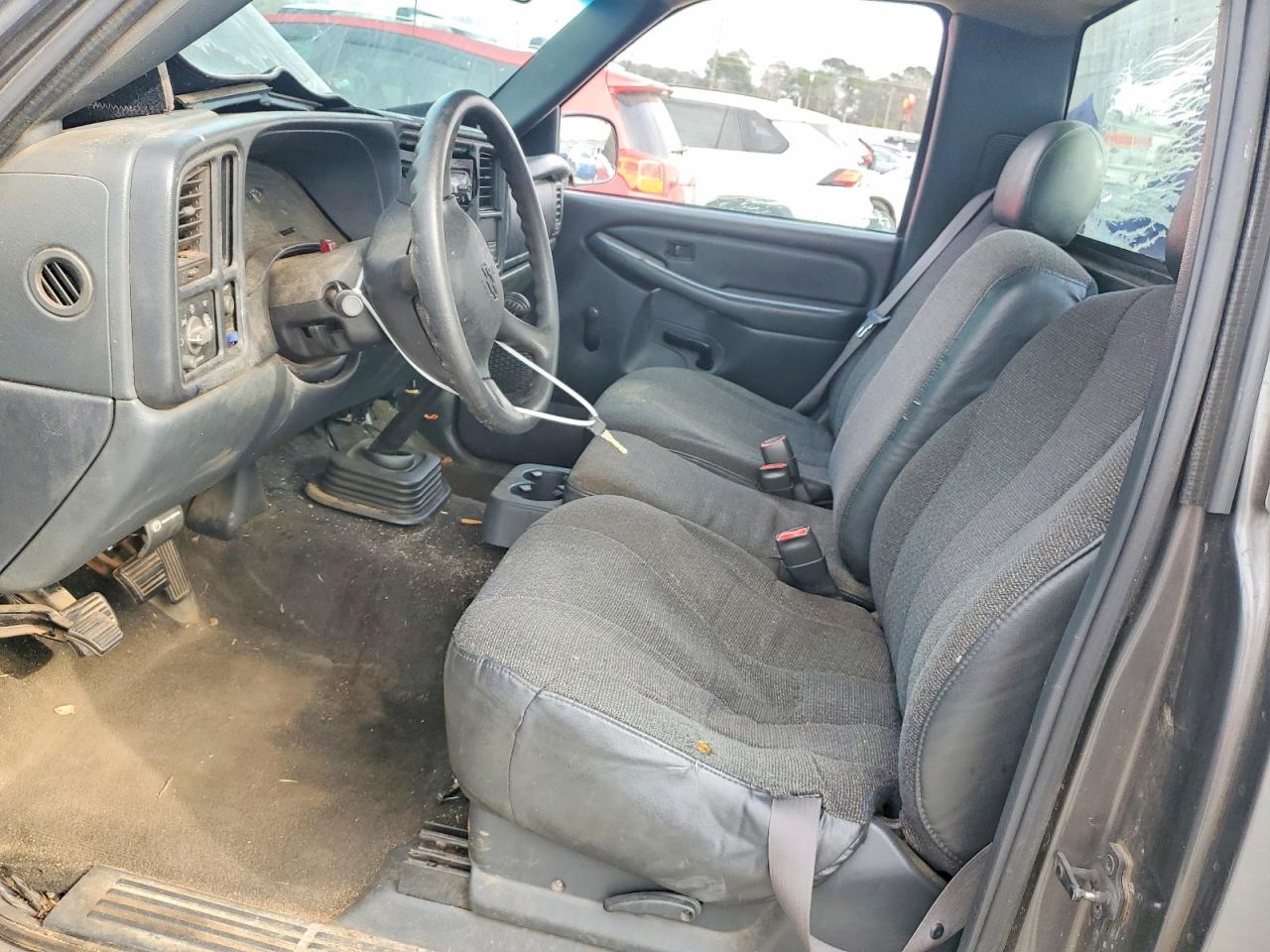 2000 CHEVROLET SILVERADO C1500 photo 13