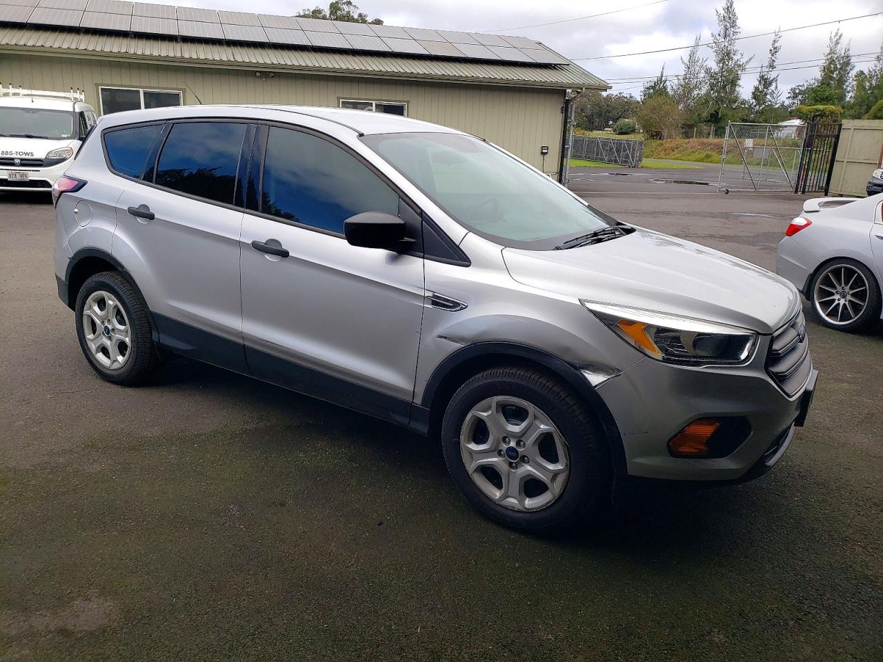 2017 FORD ESCAPE S photo 4
