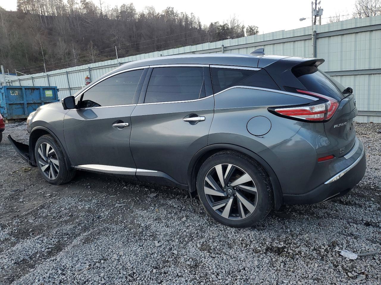 2017 NISSAN MURANO S photo 2
