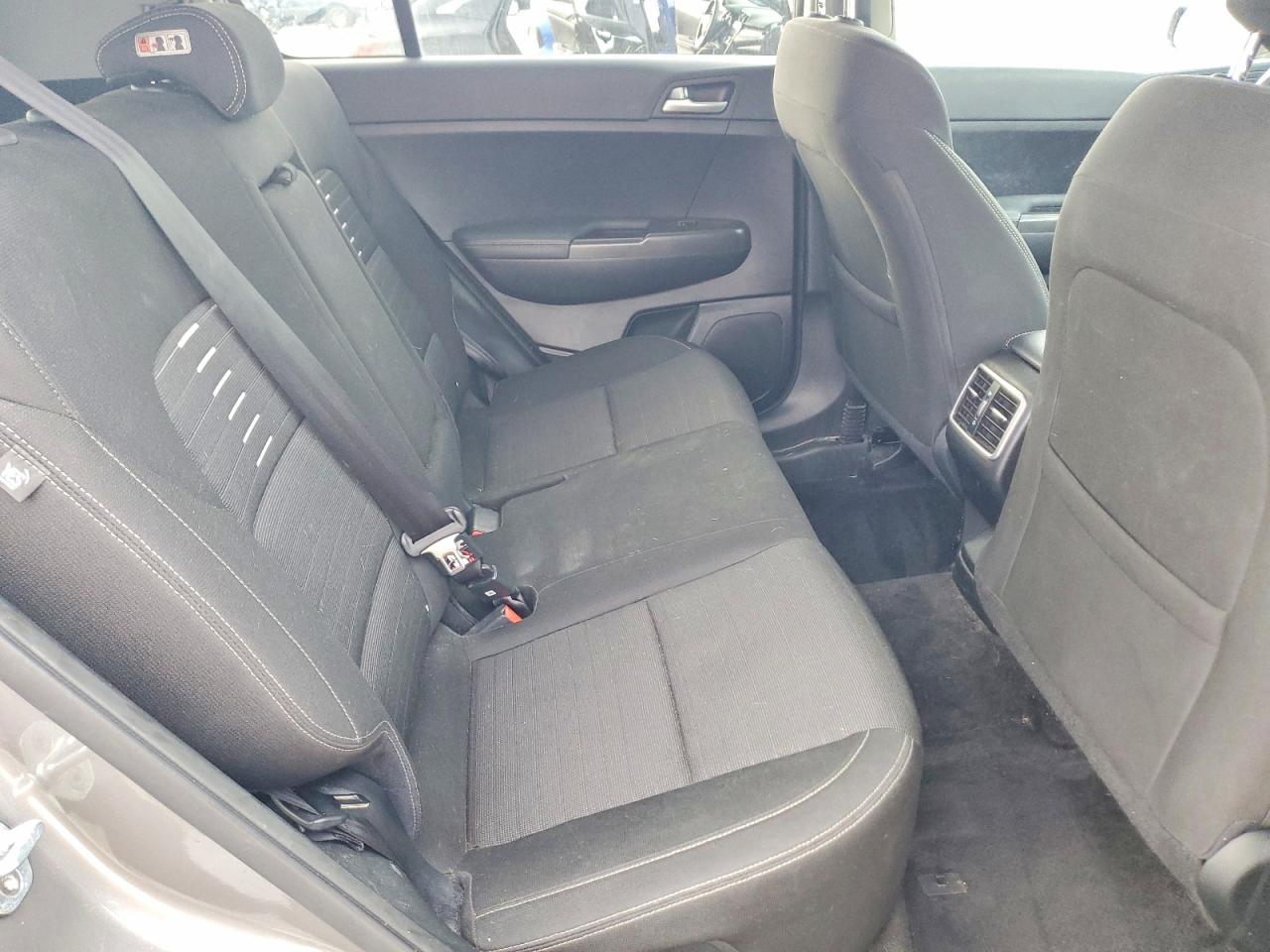 2018 KIA SPORTAGE LX photo 10