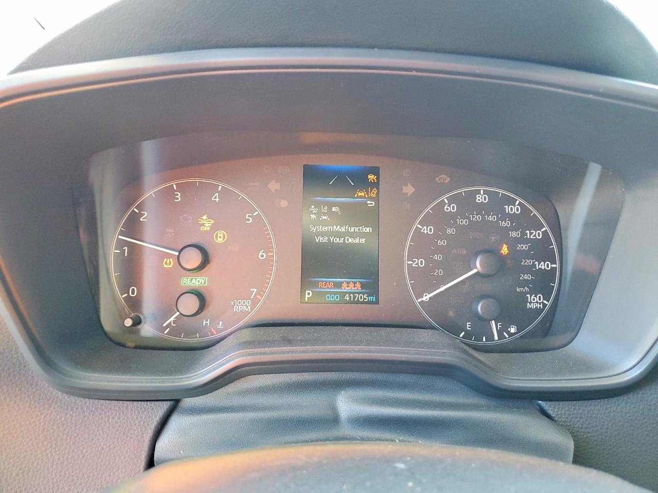 2024 TOYOTA COROLLA LE photo 9