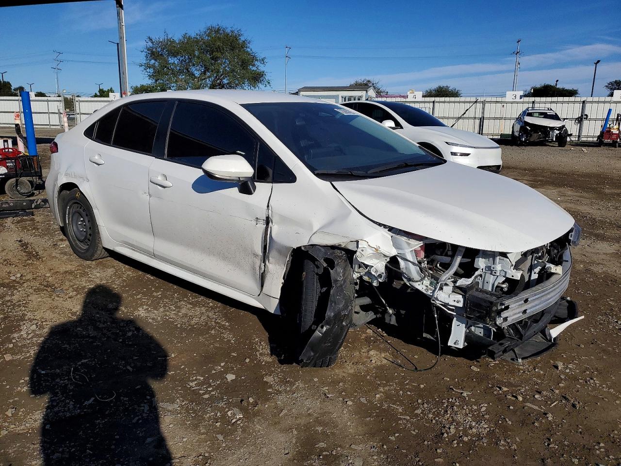 2024 TOYOTA COROLLA LE photo 4