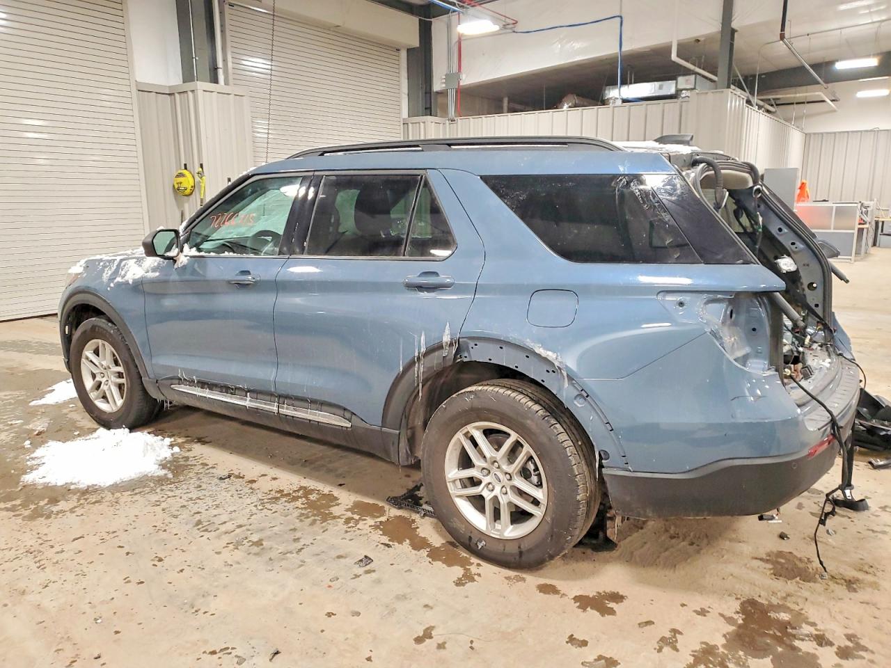 2025 FORD EXPLORER ACTIVE photo 4