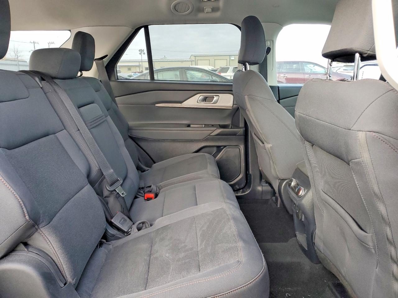 2025 FORD EXPLORER ACTIVE photo 28
