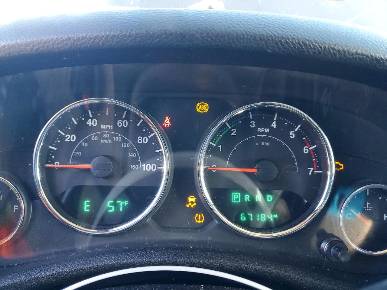 2018 JEEP WRANGLER UNLIMITED SAHARA photo 9
