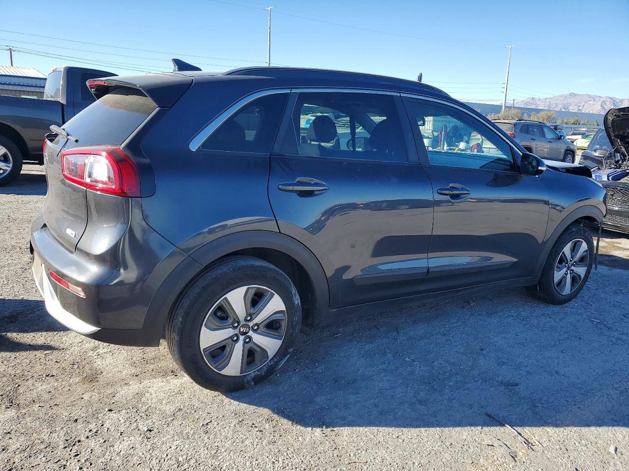 2019 KIA NIRO EX photo 5