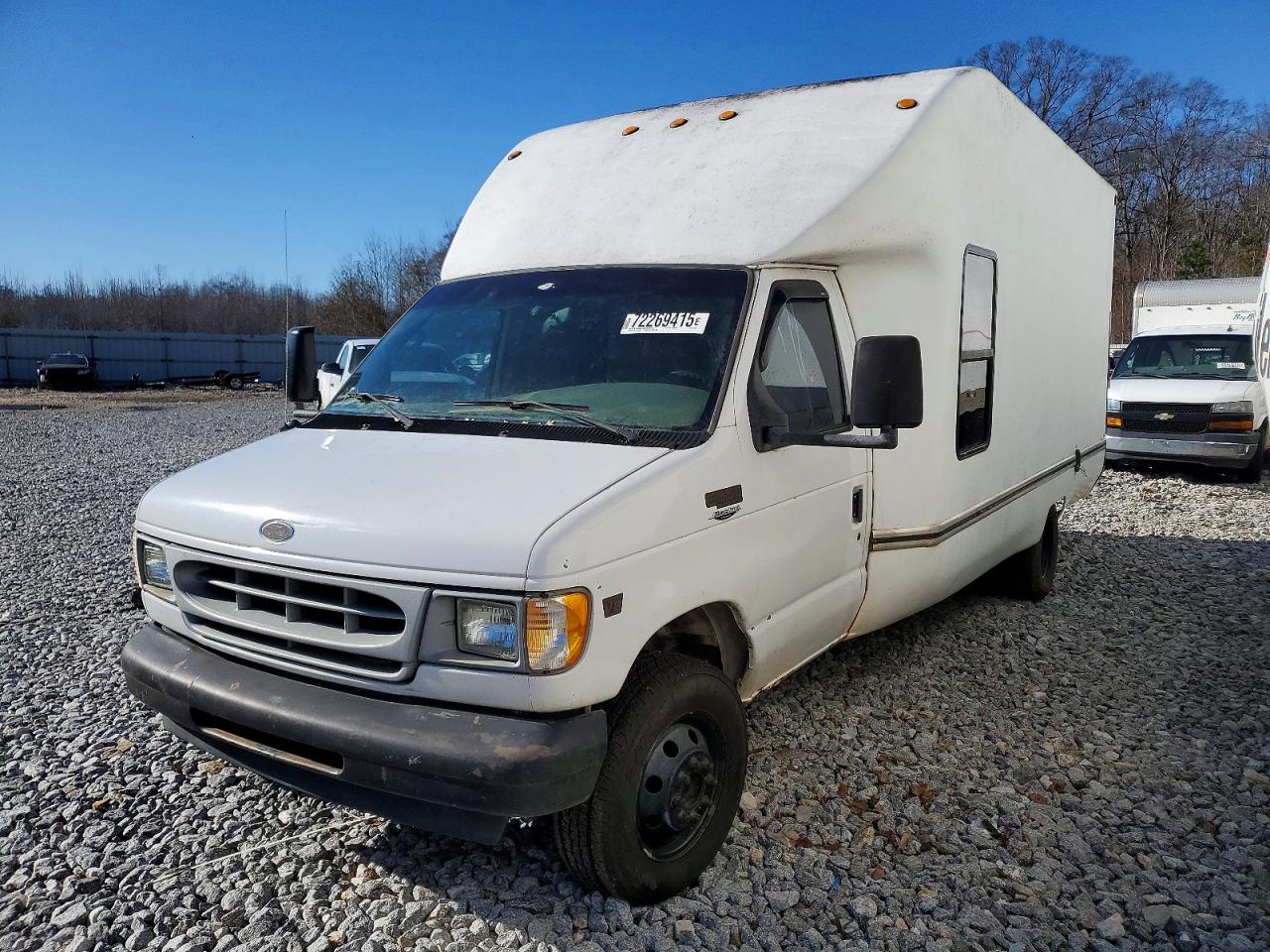2001 FORD ECONOLINE