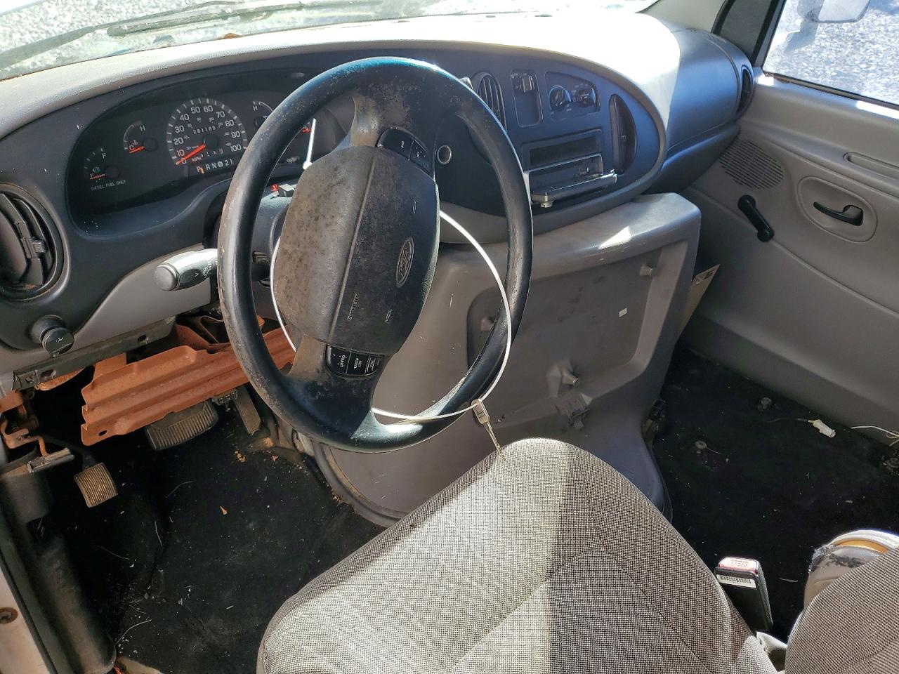 2001 FORD E350 DELIVERY TRUCK photo 8