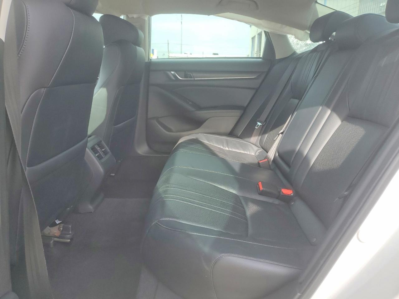 2018 HONDA ACCORD EXL photo 19