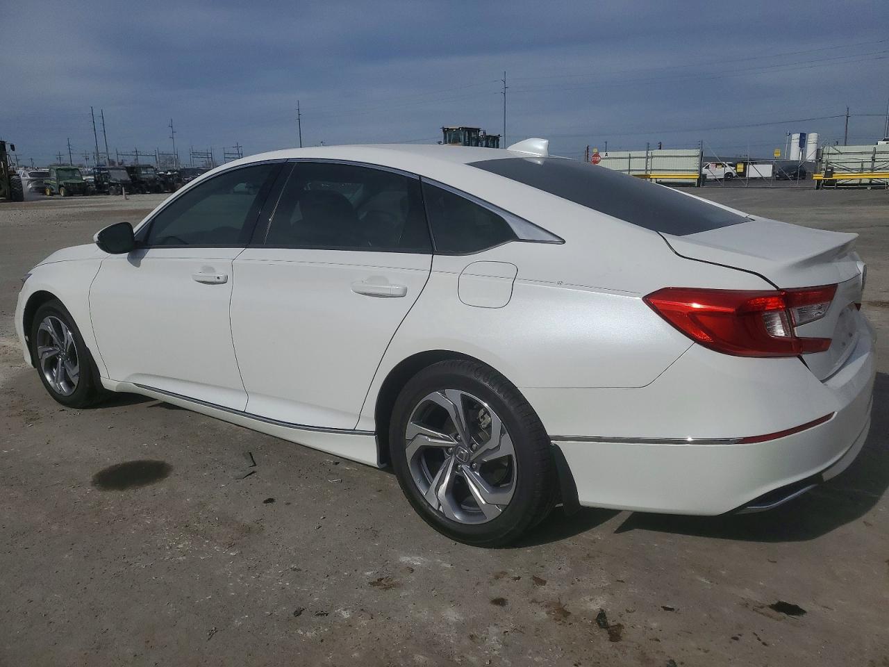 2018 HONDA ACCORD EXL photo 3