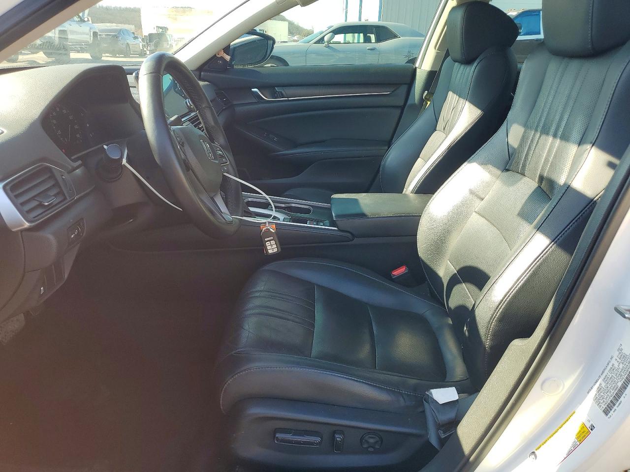 2018 HONDA ACCORD EXL photo 13
