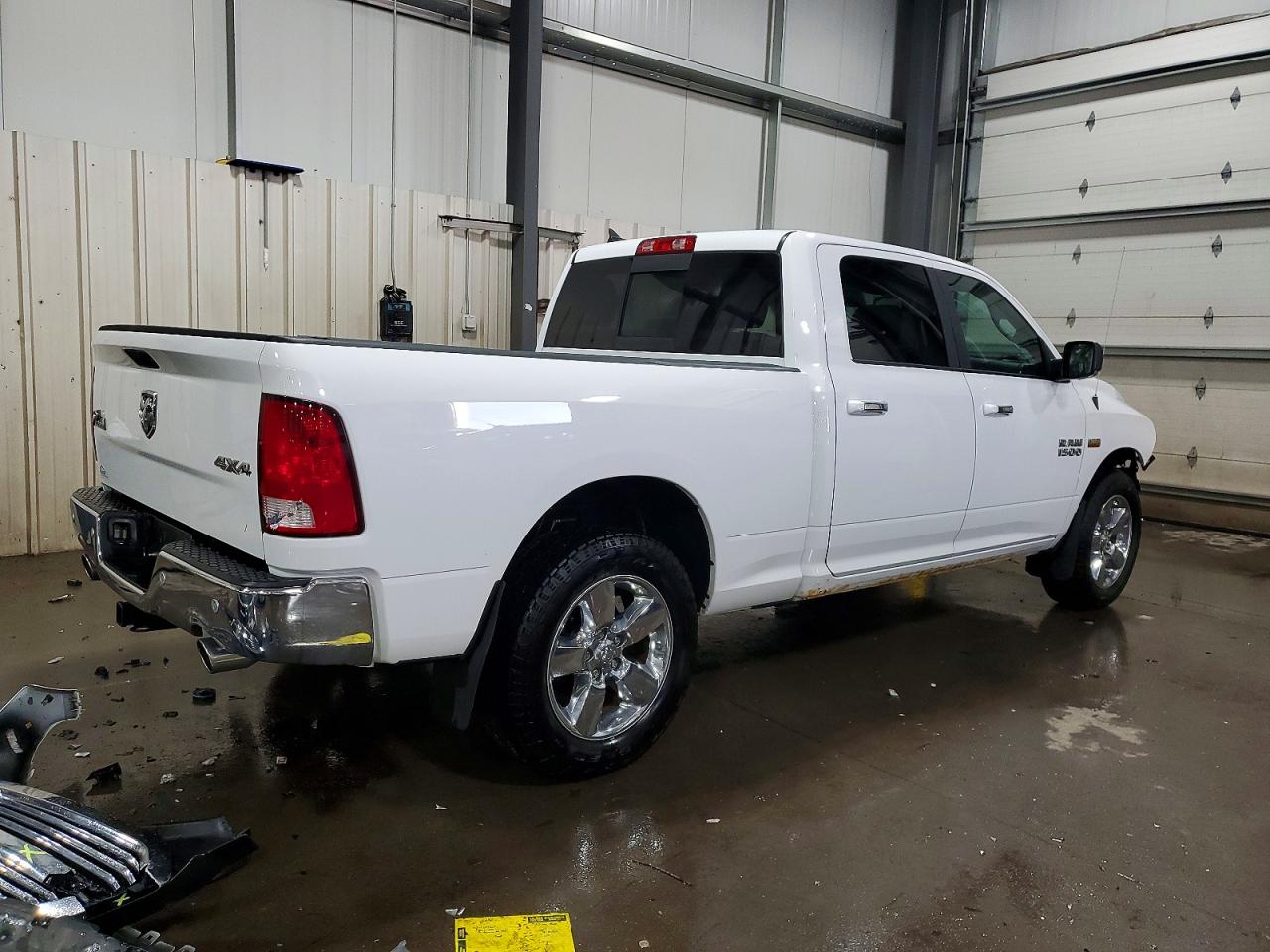 2018 RAM 1500 SLT photo 5