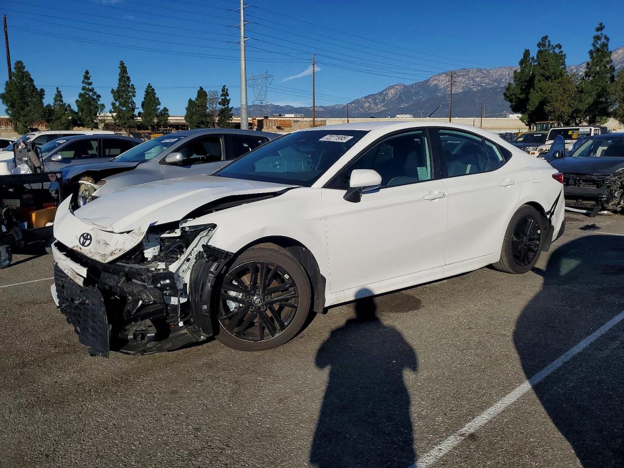 2025 TOYOTA CAMRY