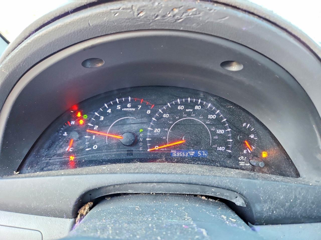 2011 TOYOTA CAMRY LE photo 9