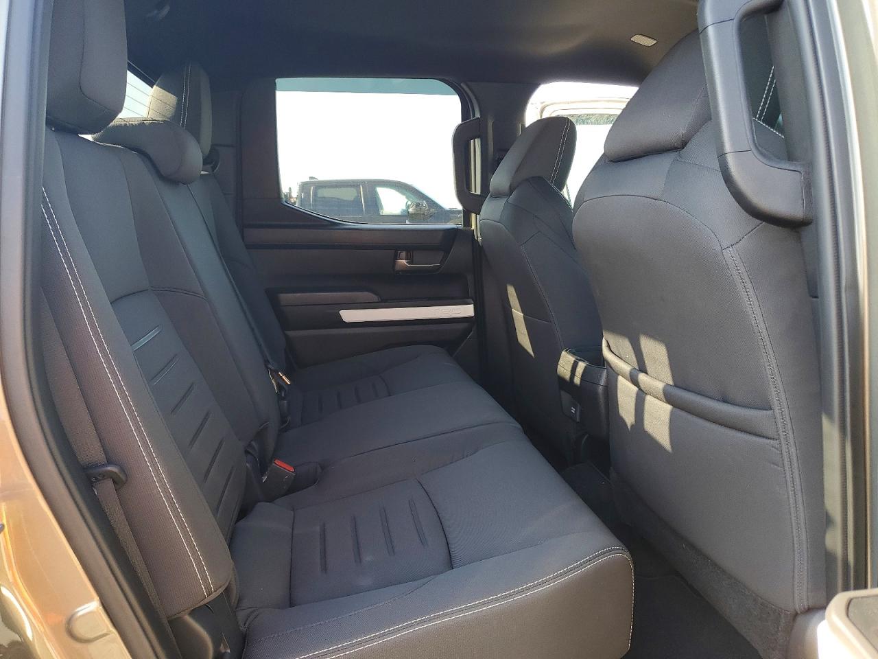2024 TOYOTA TACOMA DOUBLE CAB photo 10