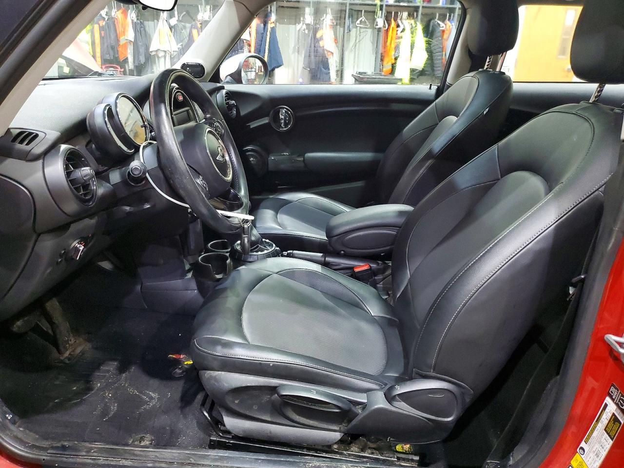 2014 MINI COOPER photo 13