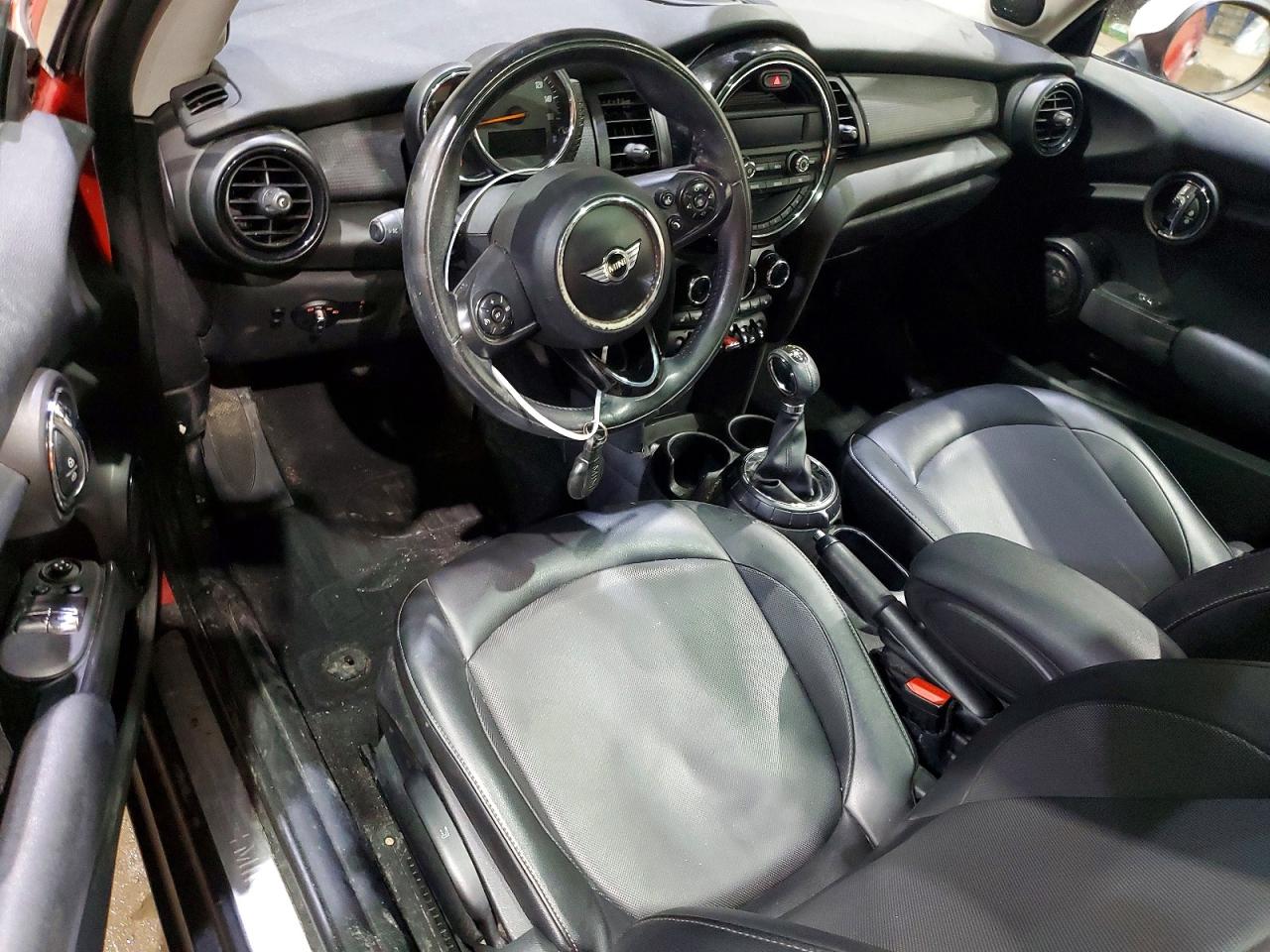 2014 MINI COOPER photo 15