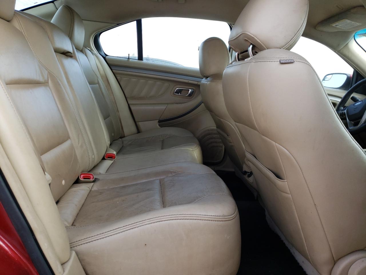 2016 FORD TAURUS SEL photo 19
