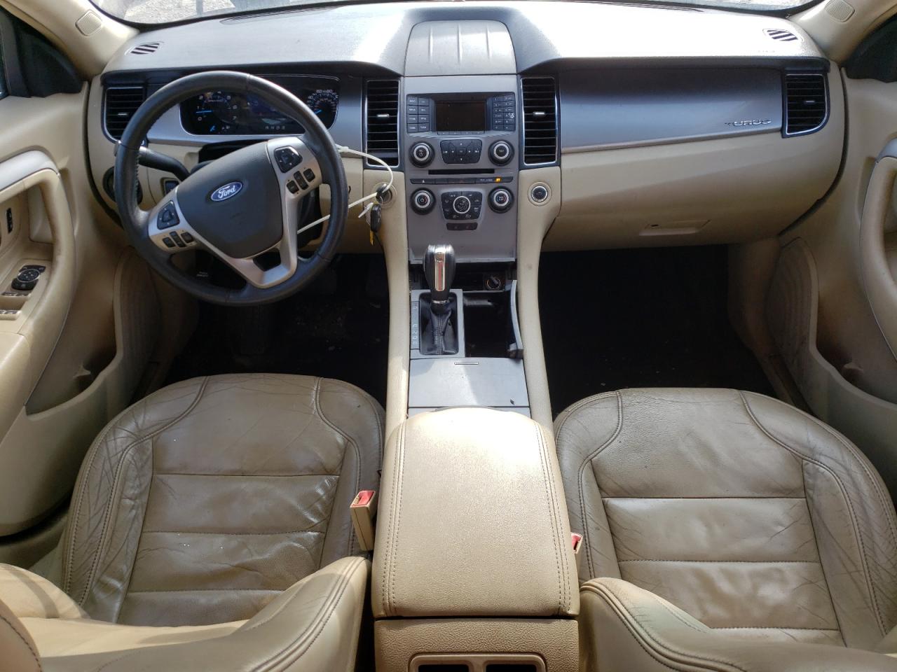 2016 FORD TAURUS SEL photo 15