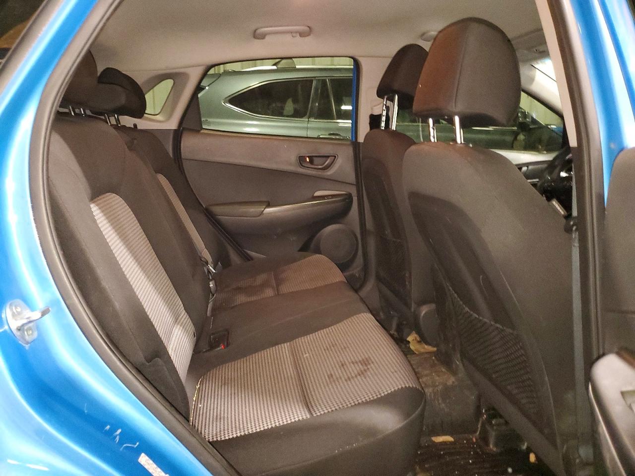 2020 HYUNDAI KONA SE photo 31