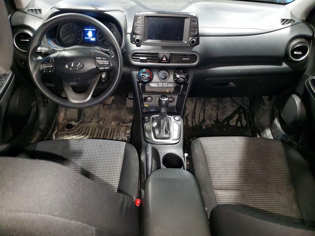 2020 HYUNDAI KONA SE photo 22