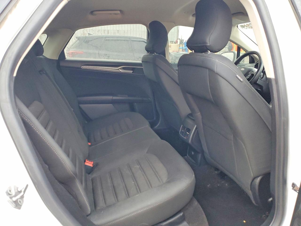 2019 FORD FUSION SE photo 28