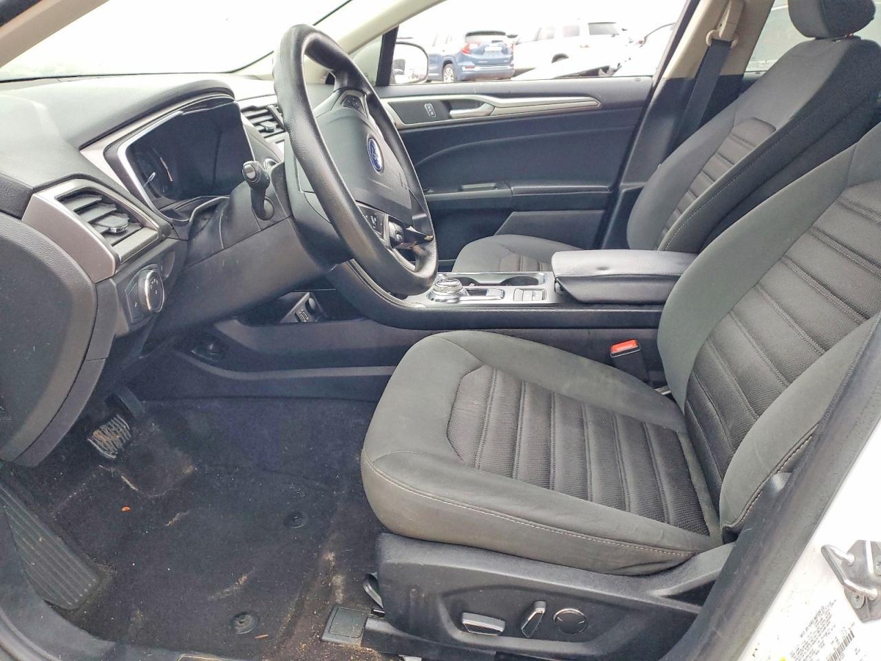 2019 FORD FUSION SE photo 19