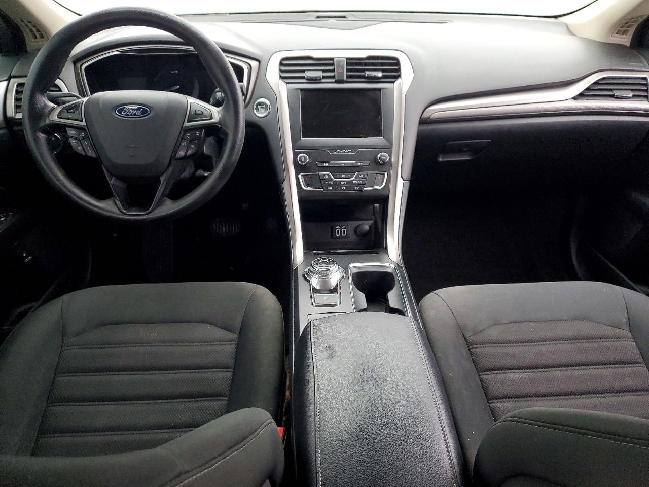 2019 FORD FUSION SE photo 22