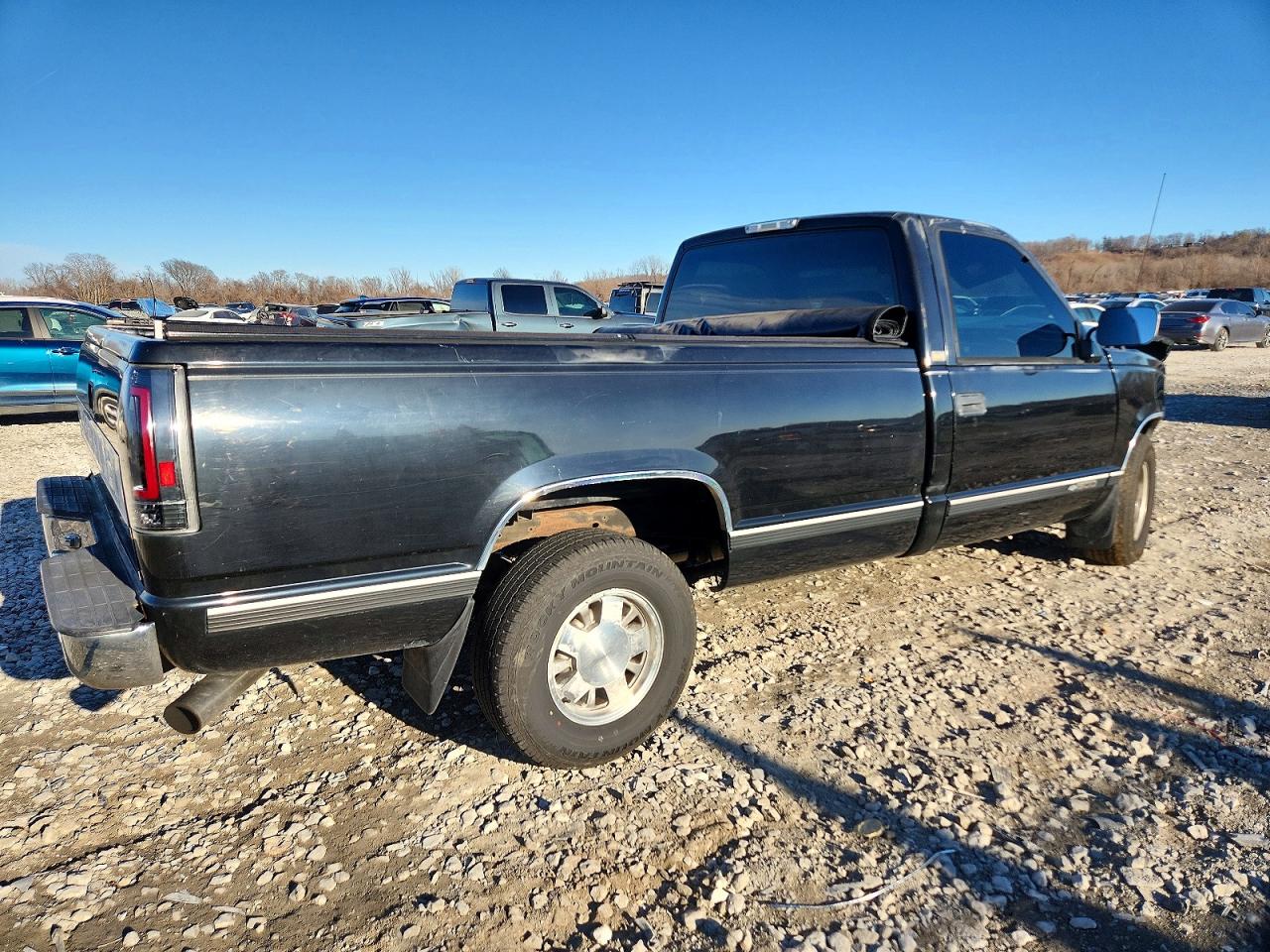 1994 CHEVROLET GMT-400 C1500 photo 3