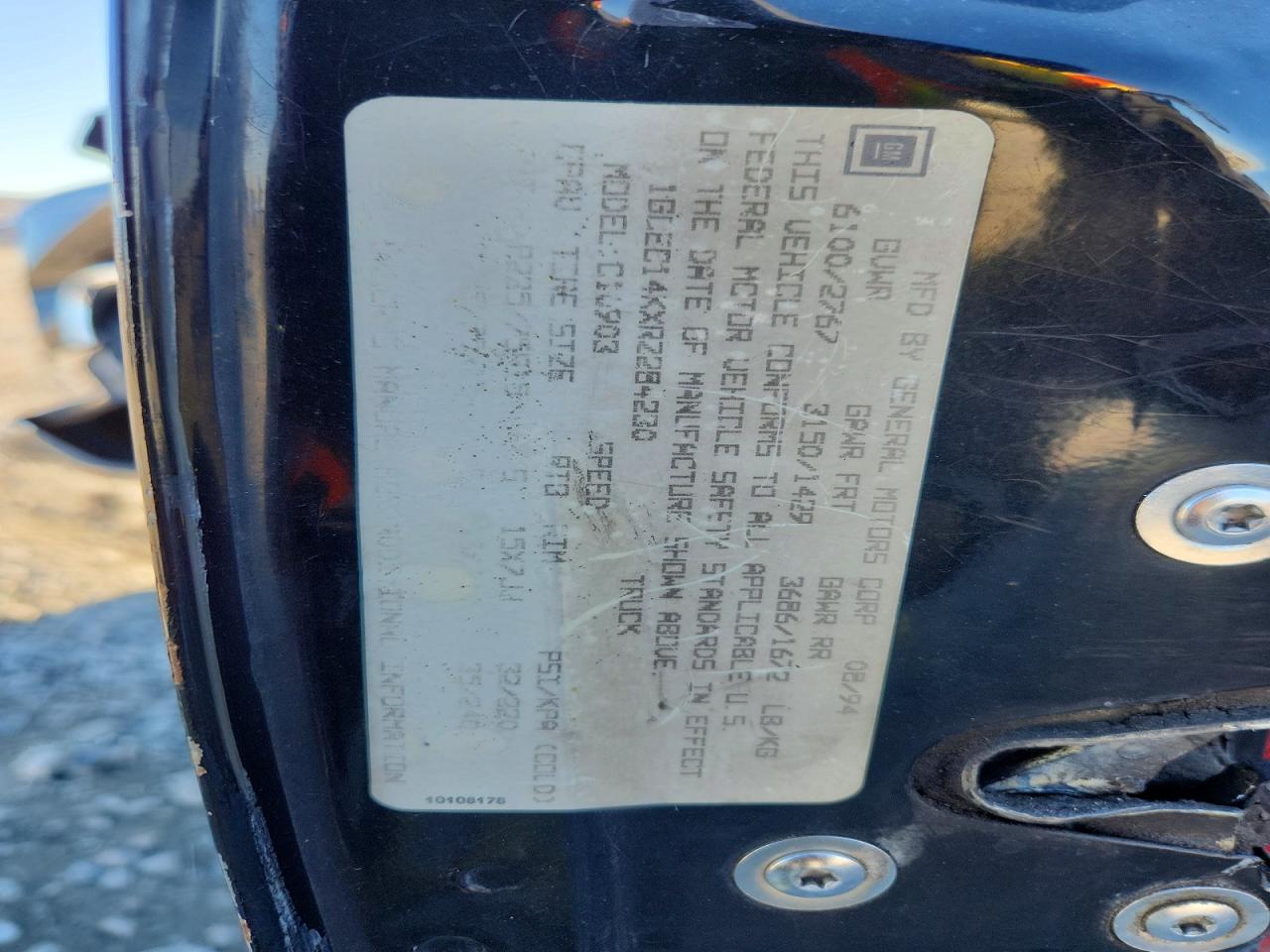 1994 CHEVROLET GMT-400 C1500 photo 12