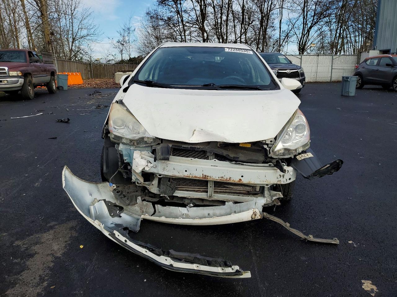 2013 TOYOTA PRIUS C photo 9