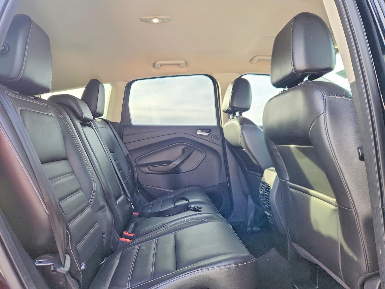 2017 FORD ESCAPE TITANIUM photo 11