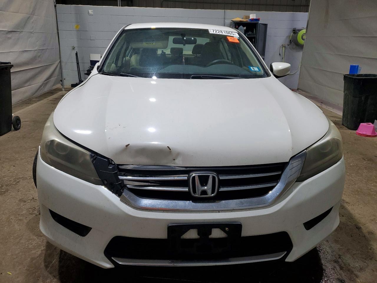2013 HONDA ACCORD LX photo 9