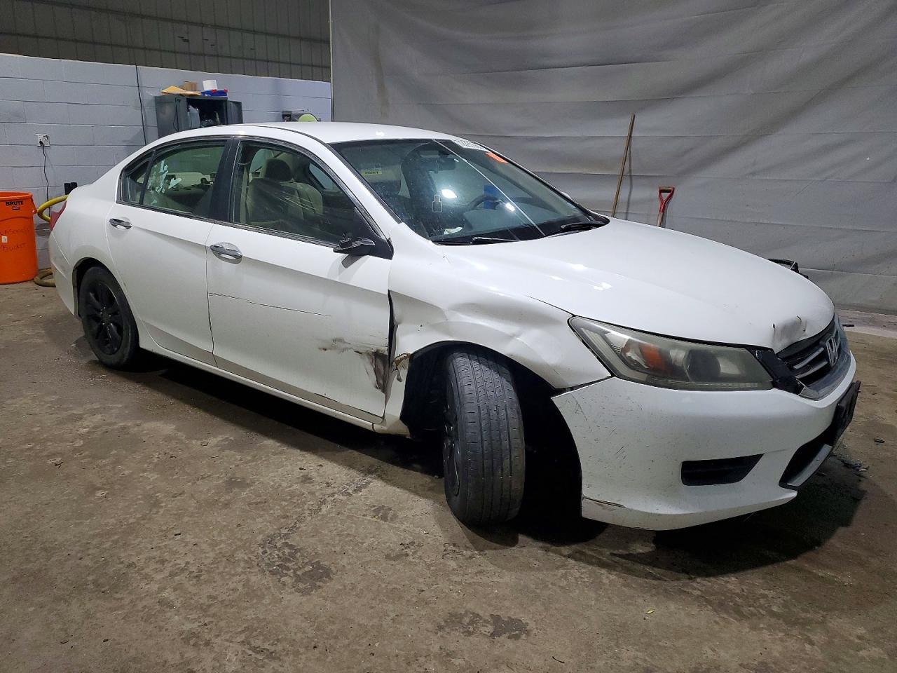 2013 HONDA ACCORD LX photo 7