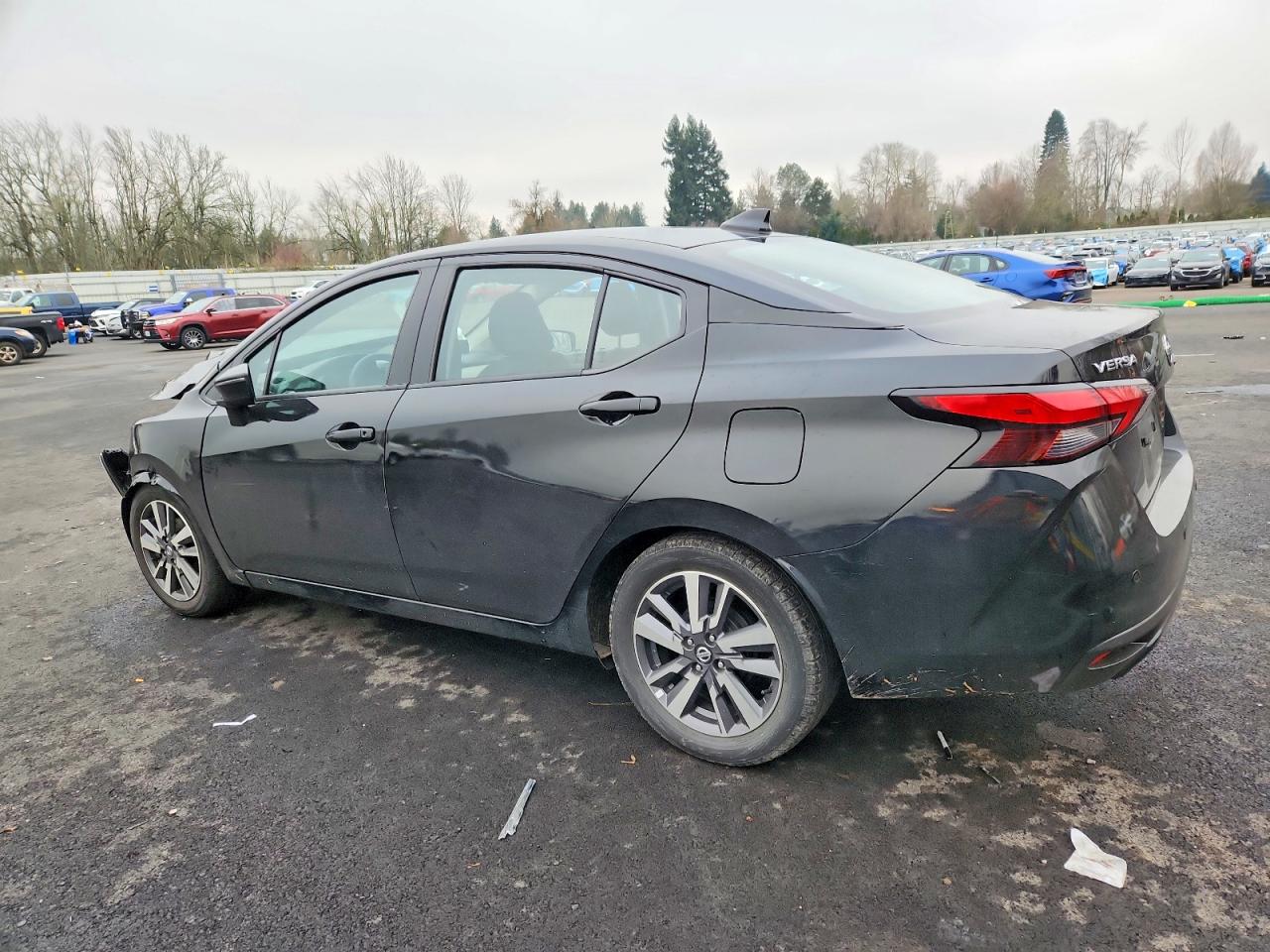 2020 NISSAN VERSA SV photo 2