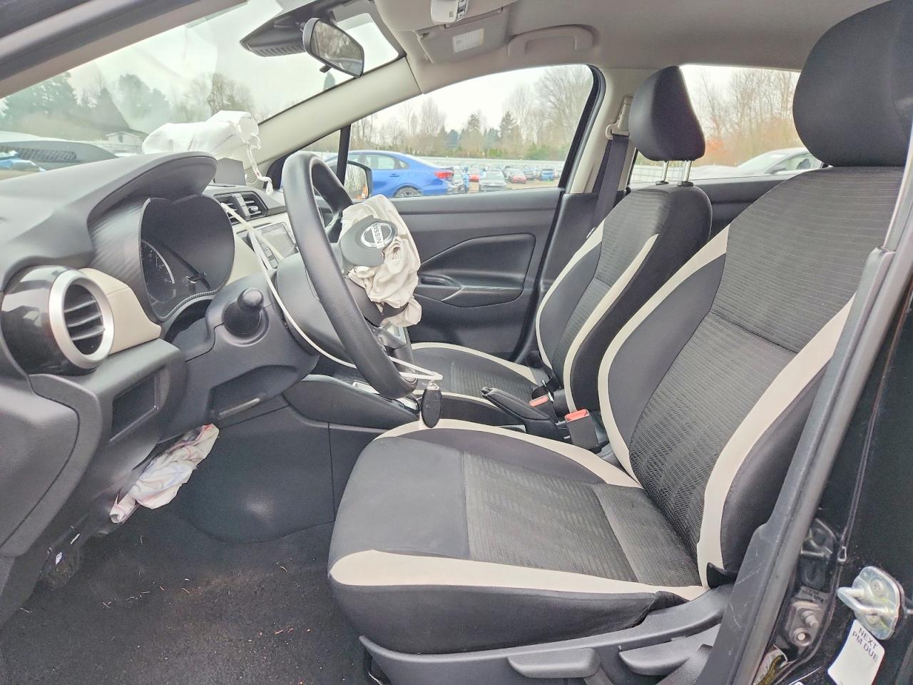 2020 NISSAN VERSA SV photo 7