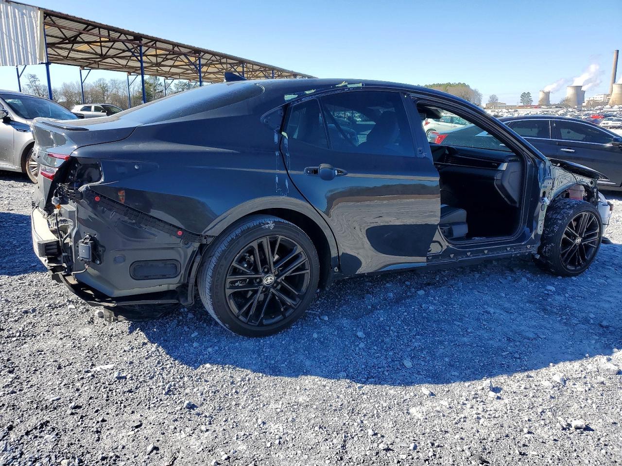 2025 TOYOTA CAMRY XSE photo 3