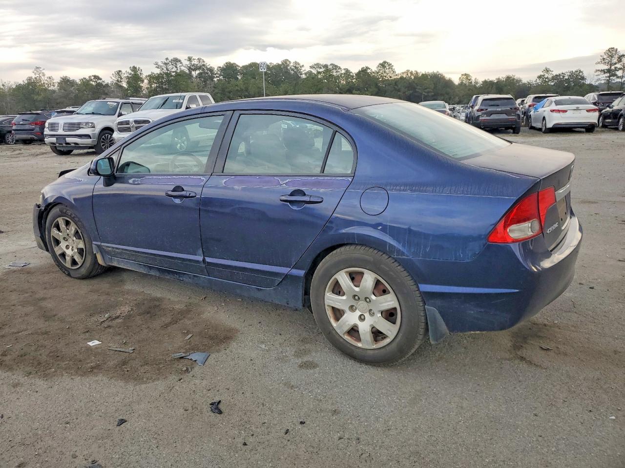 2010 HONDA CIVIC LX photo 3