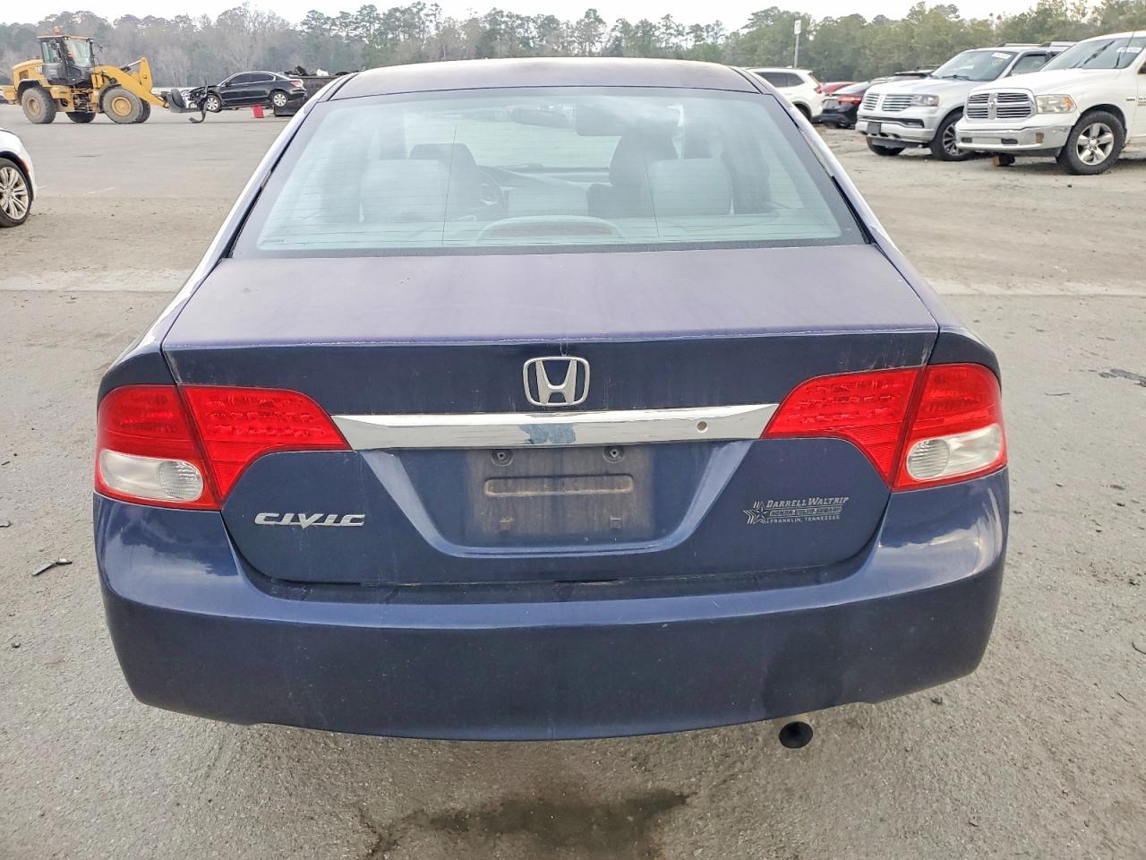 2010 HONDA CIVIC LX photo 11
