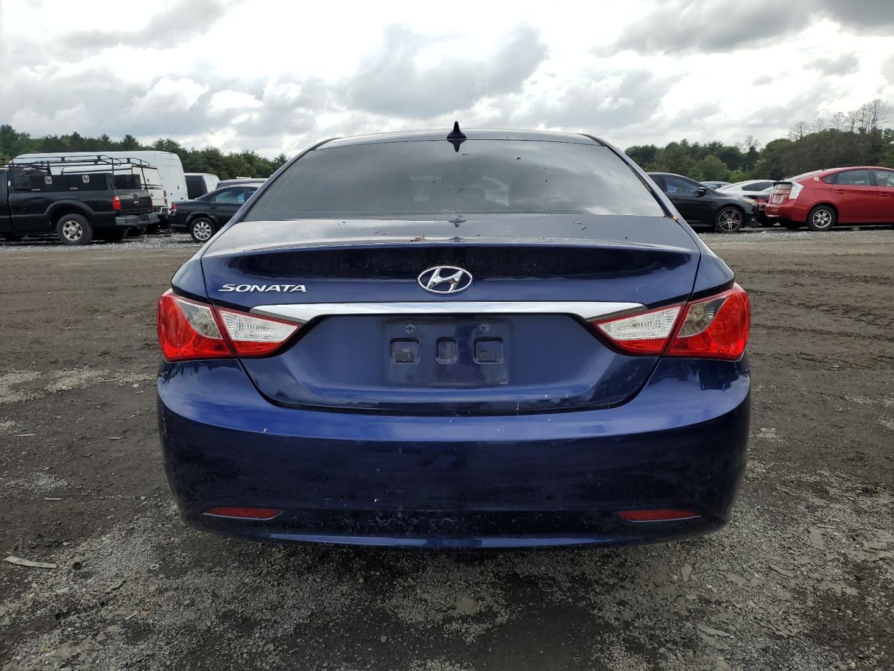 2012 HYUNDAI SONATA GLS photo 16