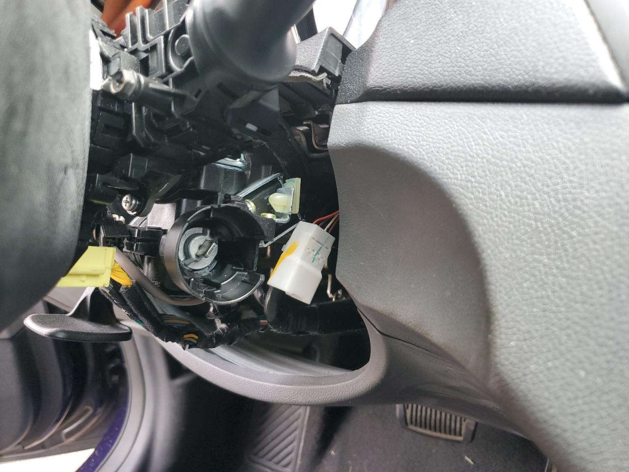 2012 HYUNDAI SONATA GLS photo 34