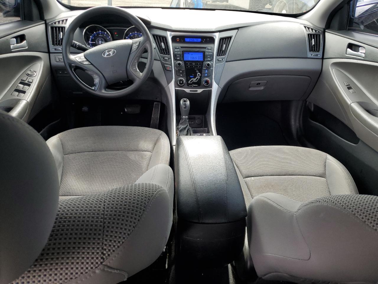 2012 HYUNDAI SONATA GLS photo 22
