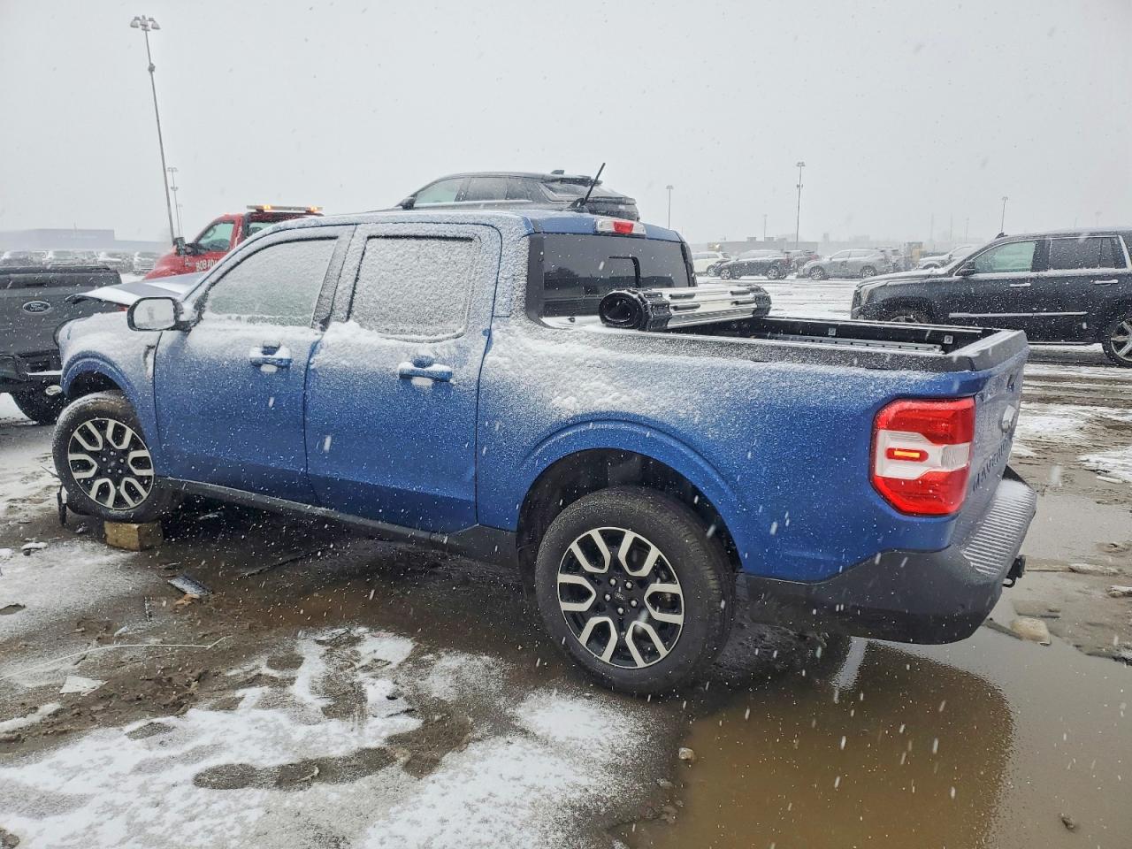 2024 FORD MAVERICK LARIAT photo 4