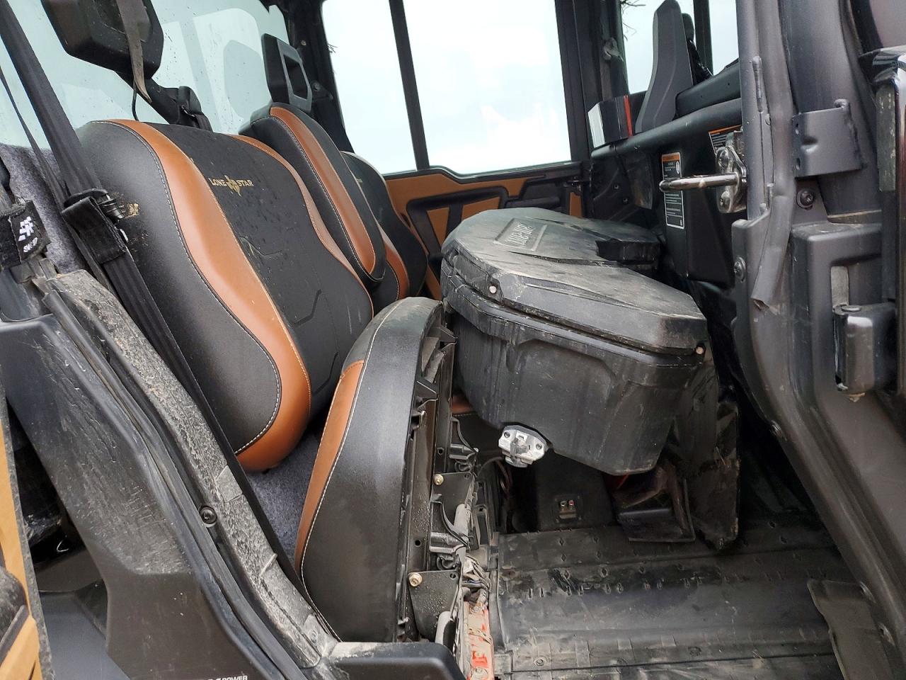 2024 CAN DEFENDER - utility vehicle photo 6