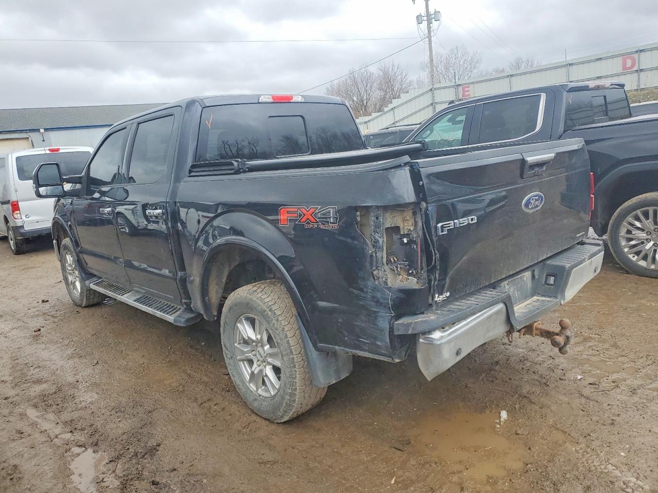 2016 FORD F150 SUPERCREW photo 2