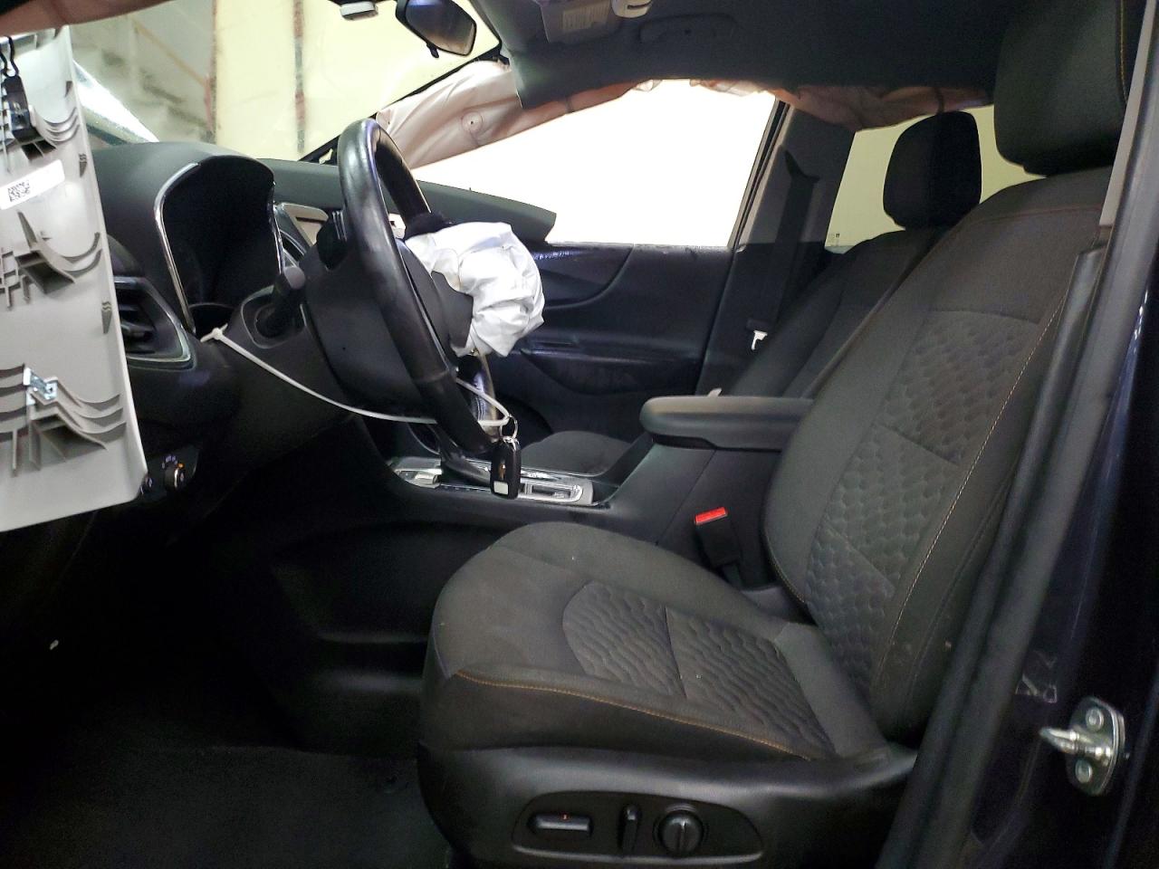 2018 CHEVROLET EQUINOX LT photo 13